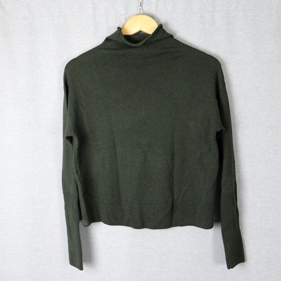 Aritzia Wilfred Cyprie Knit Sweater in Olive - Picture 5 of 12